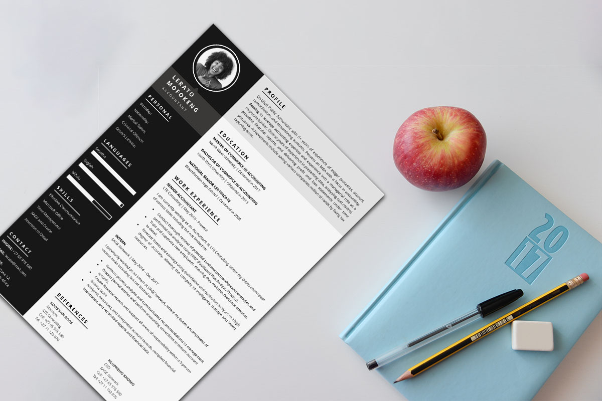 Accountant CV Design Preview 4 - Student Cycle
